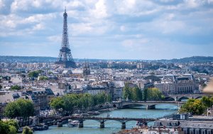 La Tour Eiffel vue de la Tour Saint-Jacques — Yann Caradec (CC BY-SA 2.0)